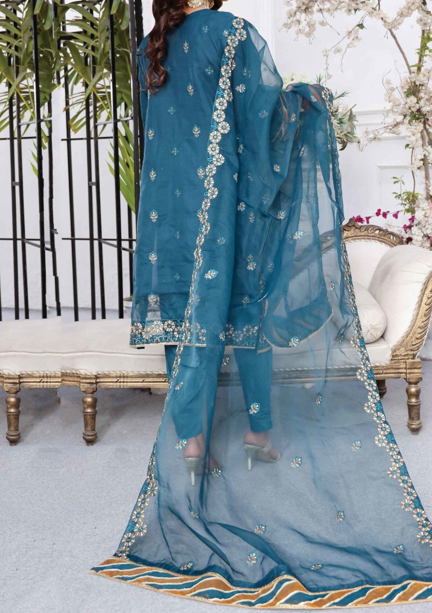 Bin Hameed Hadiya Heavy Embroidered Organza Dress - db25194