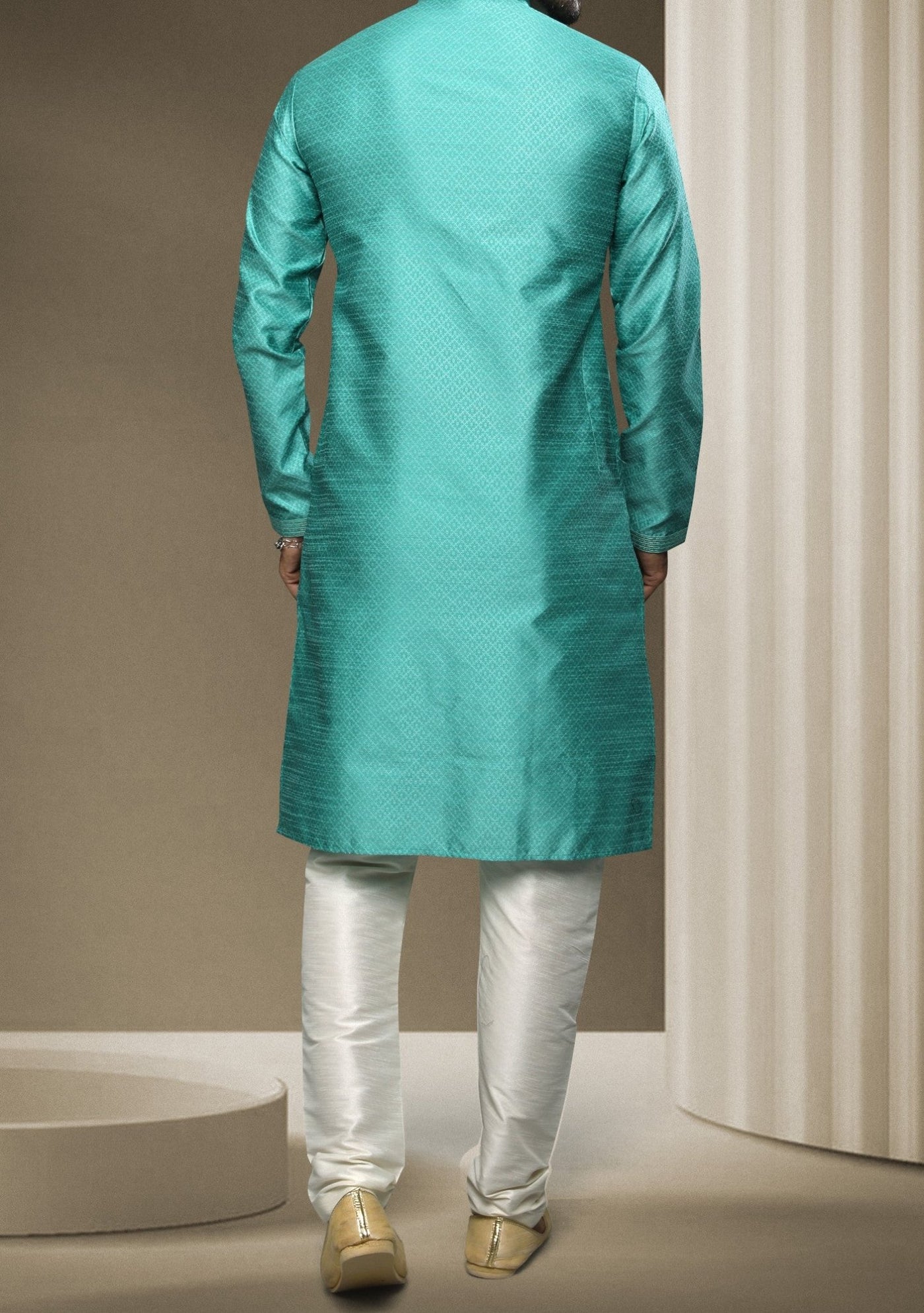 Men's Traditional Party Wear Kurta Pajama - db20425