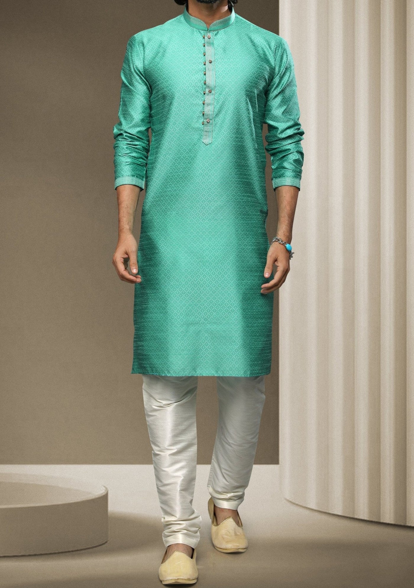 Men's Traditional Party Wear Kurta Pajama - db20425