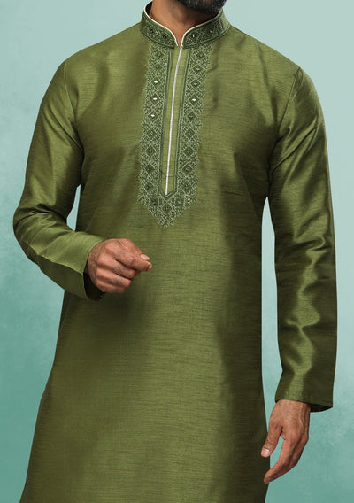 Men's Traditional Party Wear Kurta Pajama - db20614