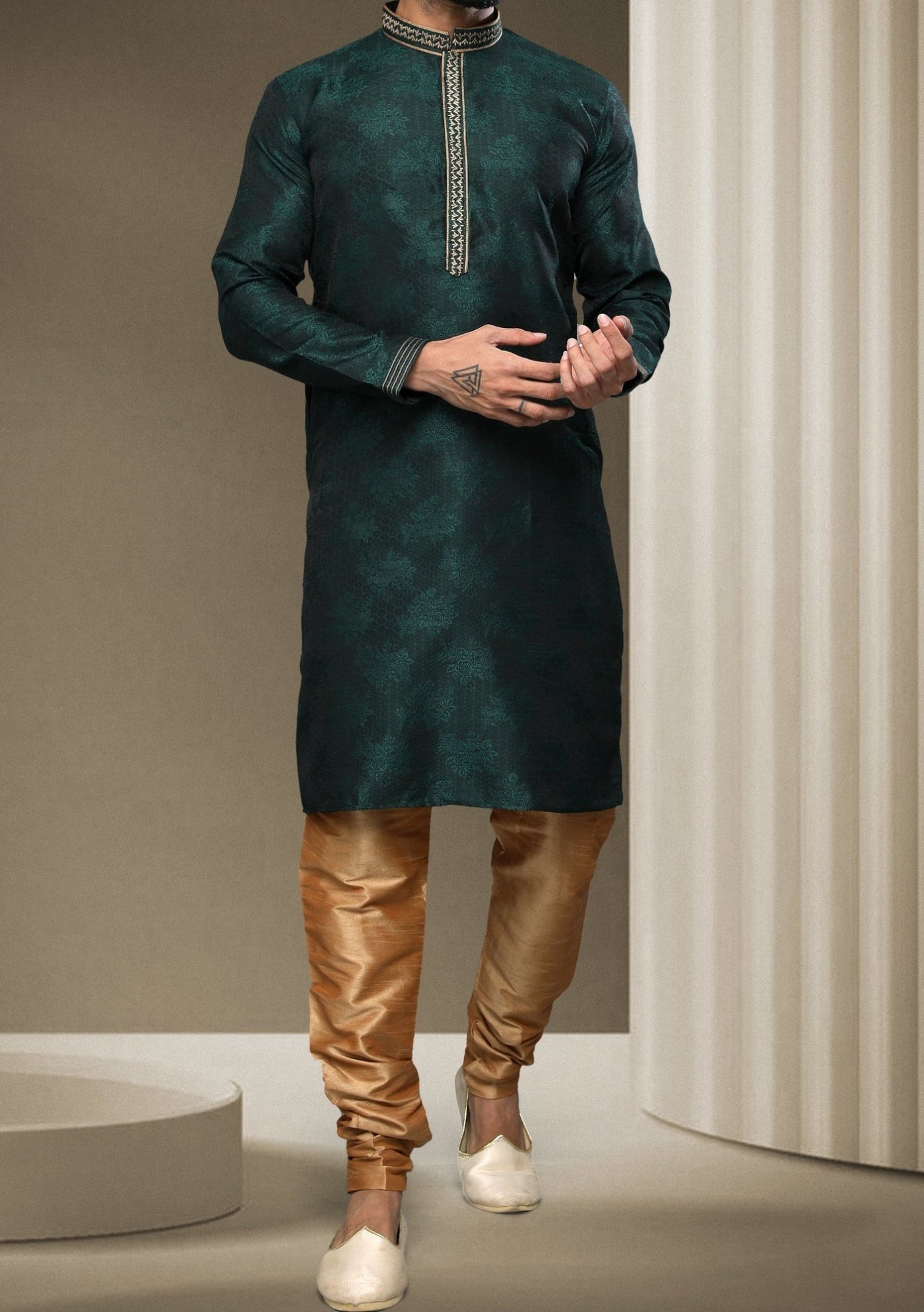 Men's Traditional Party Wear Kurta Pajama - db20416